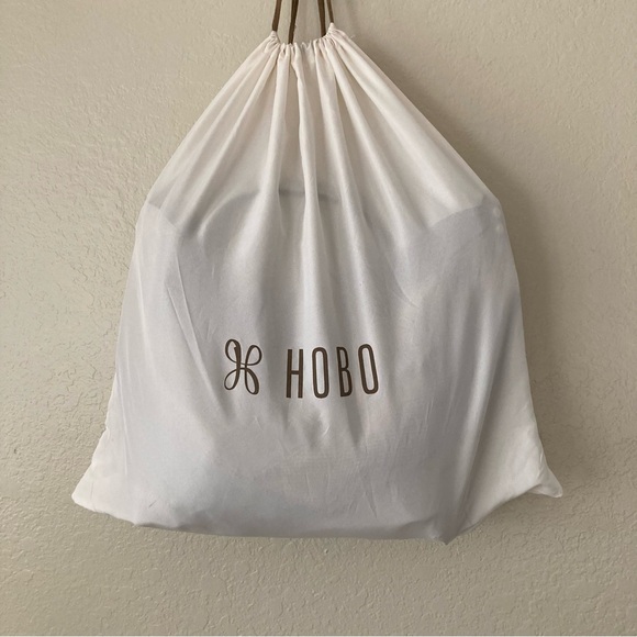 HOBO Sheila Tote in Mocha Patchwork Leather - Picture 12 of 13